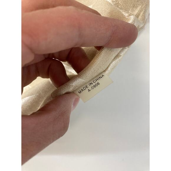 MICHAEL KORS, PINK PEBBLED LEATHER WOMENS LARGE SHOULDER BAG - Picture 16 of 16